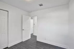 6092 NW 24th Ct, Margate, FL 33063 - Photo 8