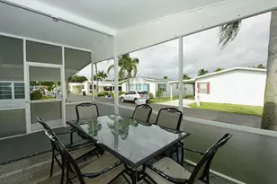 3389 Lake Overlook Pl, Lake Worth, FL 33462 - Photo 8