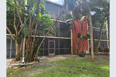 2214 S Cypress Bend Drive #105, Pompano Beach, FL 33069 - Photo 14