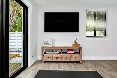 738 NE 17th Avenue, Fort Lauderdale, FL 33304 - Photo 14