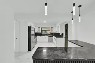 5840 SW 14th St, Plantation, FL 33317 - Photo 6