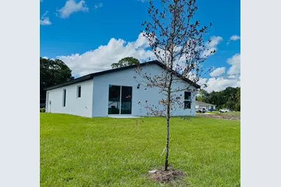 8556 105th Avenue, Vero Beach, FL 32967 - Photo 4