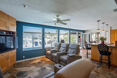 4461 NE 27th Avenue, Pompano Beach, FL 33064 - Photo 8