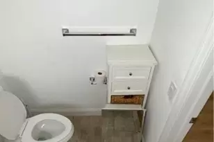 800 Moffett St, Hallandale Beach, FL 33009 - Photo 6