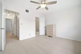 2683 NE 15th St, Pompano Beach, FL 33062 - Photo 14