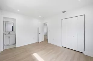 1824 SW 30th St, Fort Lauderdale, FL 33315 - Photo 10