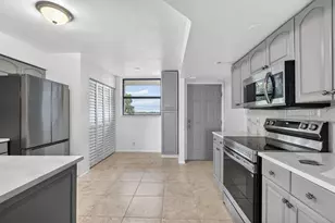 117 Lake Emerald Dr, Fort Lauderdale, FL 33309 - Photo 6