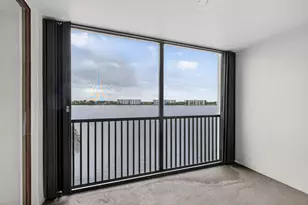 117 Lake Emerald Dr, Fort Lauderdale, FL 33309 - Photo 12