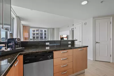 505 N Fort Lauderdale Bch Boulevard #1702, Fort Lauderdale, FL 33304 - Photo 4