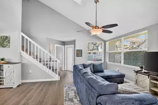 8112 Northboro Ct, West Palm Beach, FL 33406 - Photo 6