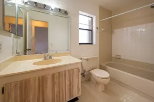 9641 Riverside Dr, Coral Springs, FL 33071 - Photo 6