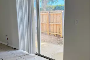 2304 SE 23rd Ave, Homestead, FL 33035 - Photo 16