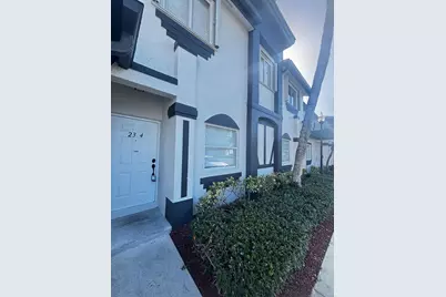 2304 SE 23rd Avenue #2304, Homestead, FL 33035 - Photo 4