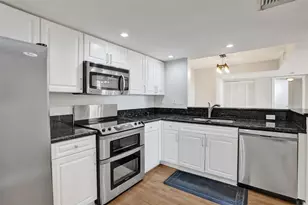 520 SE 5th Ave Unit, Fort Lauderdale, FL 33301 - Photo 14