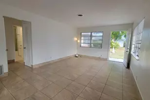 1821 NE 56th St, Fort Lauderdale, FL 33308 - Photo 1