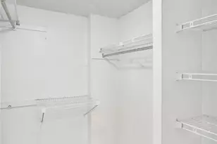 9440 Poinciana Pl, Davie, FL 33324 - Photo 10