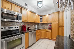 200 NE 19th Ct, Wilton Manors, FL 33305 - Photo 8