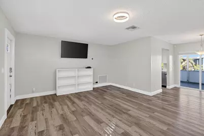 8845 NW 14th Street, Plantation, FL 33322 - Photo 10