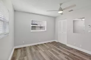 8845 NW 14th St, Plantation, FL 33322 - Photo 18