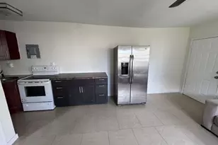 1042 Foster Rd, Hallandale Beach, FL 33009 - Photo 4