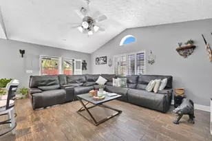 1221 SW 59th Ave, Plantation, FL 33317 - Photo 10