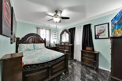 1933 SW 67th Avenue, Pompano Beach, FL 33068 - Photo 14