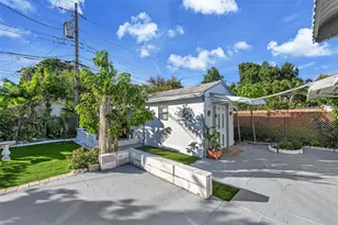 1933 SW 67th Ave, Pompano Beach, FL 33068 - Photo 20