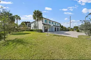 1559 W 26th Ct, Riviera Beach, FL 33404 - Photo 2