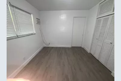 707 NE 10th Street #3, Hallandale Beach, FL 33009 - Photo 8