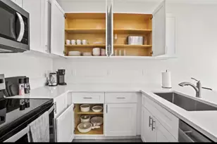 1547 W 26th Ct, Riviera Beach, FL 33404 - Photo 8