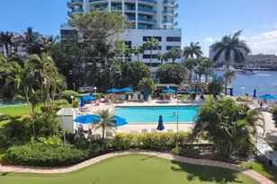 3233 NE 34th St, Fort Lauderdale, FL 33308 - Photo 1