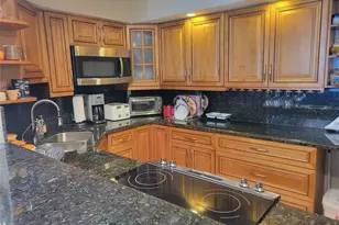 3233 NE 34th St, Fort Lauderdale, FL 33308 - Photo 8