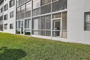 12500 SW 6th St, Hollywood, FL 33027 - Photo 30
