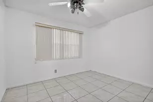 12500 SW 6th St, Hollywood, FL 33027 - Photo 14