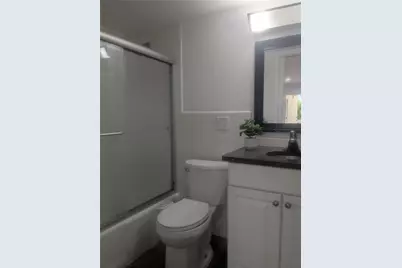 815 Middle River Drive #Unit 215, Fort Lauderdale, FL 33304 - Photo 12