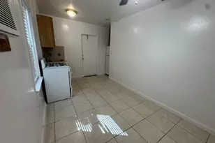 1822 Dixieanna St Unit, Hollywood, FL 33020 - Photo 1