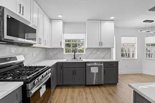 2351 NW 138th Dr, Sunrise, FL 33323 - Photo 10