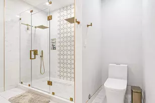 1041 NE 208th St, Miami, FL 33179 - Photo 16
