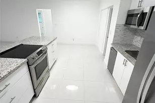 5719 NW 86th Ave, Tamarac, FL 33321 - Photo 4