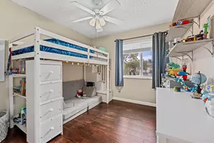 20815 NW 2nd St, Pembroke Pines, FL 33029 - Photo 26