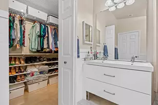 20815 NW 2nd St, Pembroke Pines, FL 33029 - Photo 22
