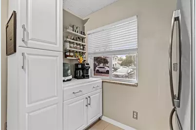 20815 NW 2nd Street #20815, Pembroke Pines, FL 33029 - Photo 8