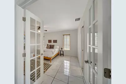 1251 SW 67th Avenue, Plantation, FL 33317 - Photo 16