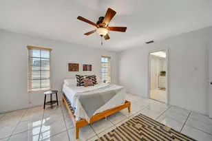 1251 SW 67th Ave, Plantation, FL 33317 - Photo 18