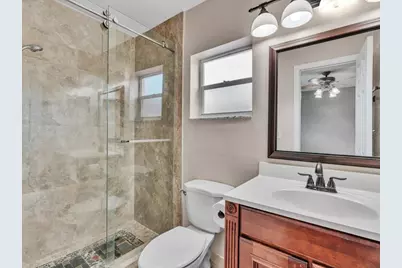 6831 NW 81st Place, Tamarac, FL 33321 - Photo 20