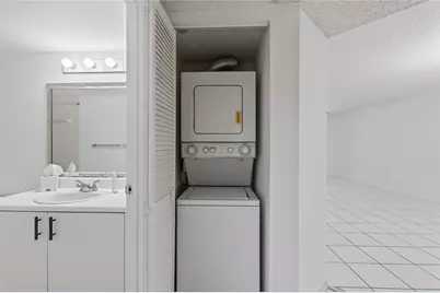 900 SW 142nd Avenue #213L, Pembroke Pines, FL 33027 - Photo 12