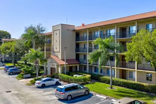 900 SW 142nd Ave, Pembroke Pines, FL 33027 - Photo 28
