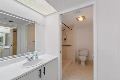 900 SW 142nd Avenue #213l, Pembroke Pines, FL 33027 - Photo 22