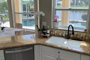 1423 SW 158th Ave, Pembroke Pines, FL 33027 - Photo 10