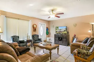 4929 NW 53rd St, Tamarac, FL 33319 - Photo 10